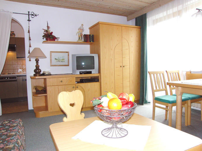Haus Roedlach-Arendt Leutasch Ruang foto